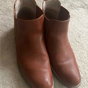 Men's Brown Leather Chelsea Boots